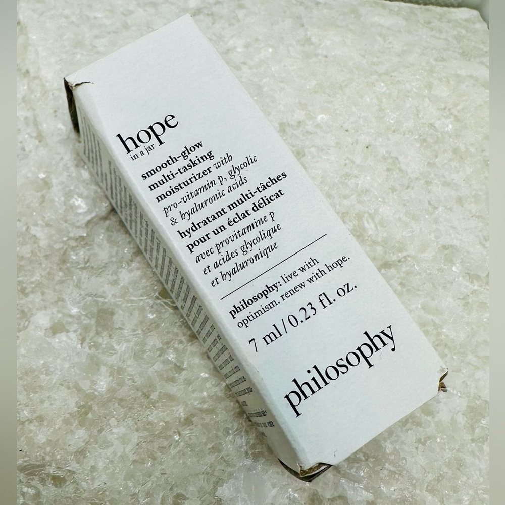 NEW! Philosophy Hope in a Jar Smooth-Glow Multi-Tasking Moisturizer